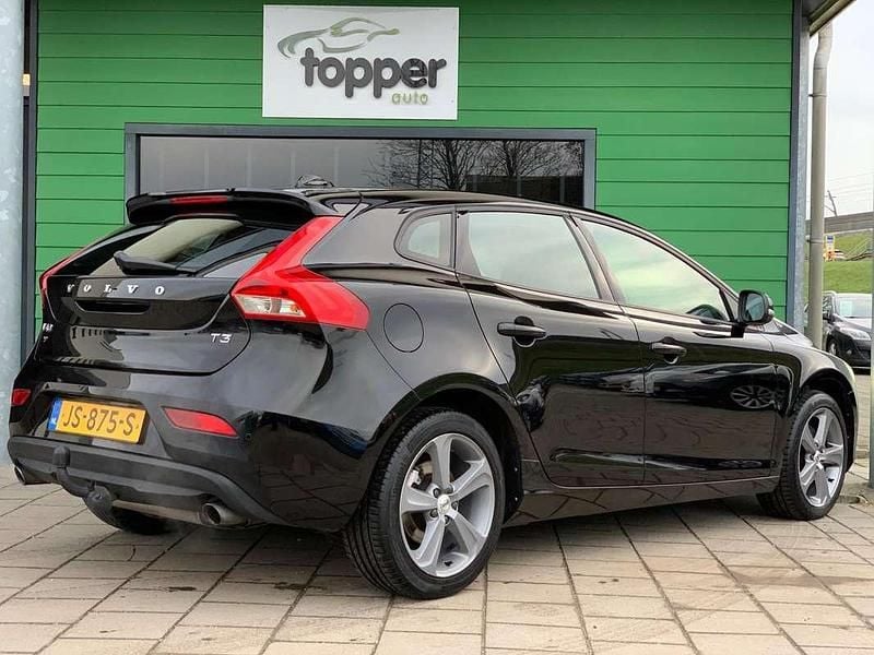 Occasion Volvo V40 152 PK (111 kW) 2016 Zwart Hatchback