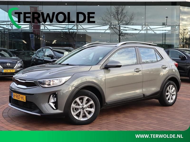 Groen Occasion 2022 Kia Stonic SUV | € 21.945 (Goede deal) - Afbeelding 1/4