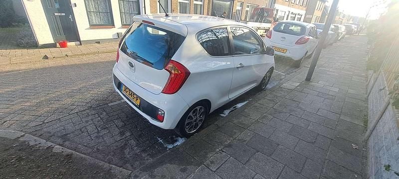 Occasion Kia Picanto 86 PK (63 kW) 2012 Wit Hatchback