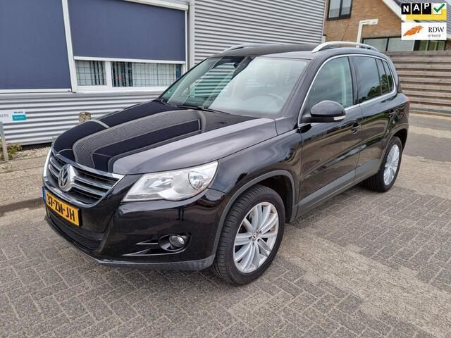 Zwart, metallic lak Gebruikt 2008 VW Tiguan Style SUV | € 8.950 (Duur) - Afbeelding 1/4