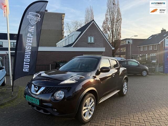 Paars (metallic) Occasion 2015 Nissan Juke S SUV | € 8.950 (Goede deal) - Afbeelding 1/4
