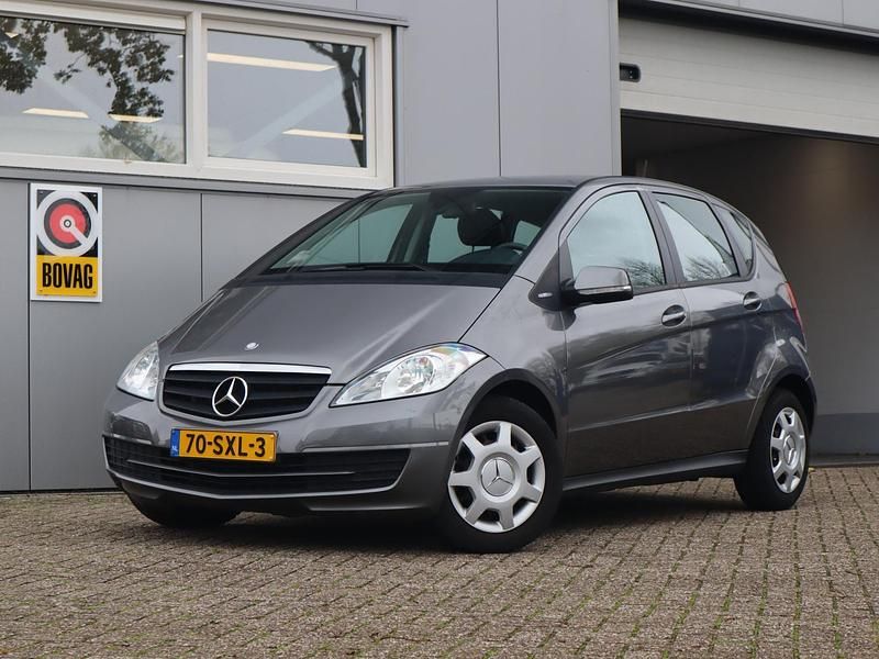 Grijs Gebruikt 2011 Mercedes A160 Business MPV | € 4.950 (Goede deal) - Afbeelding 1/4