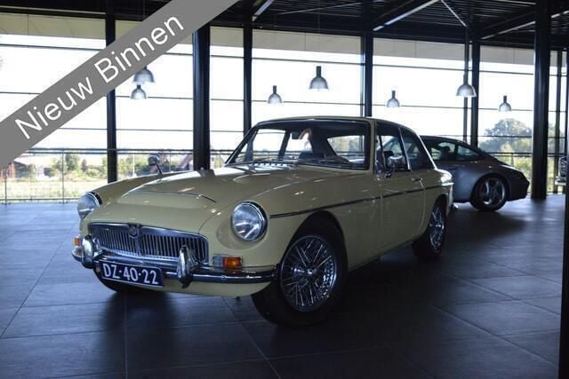 Geel Gebruikt 1968 MG C GT Coupé | € 34.500 - Afbeelding 1/4