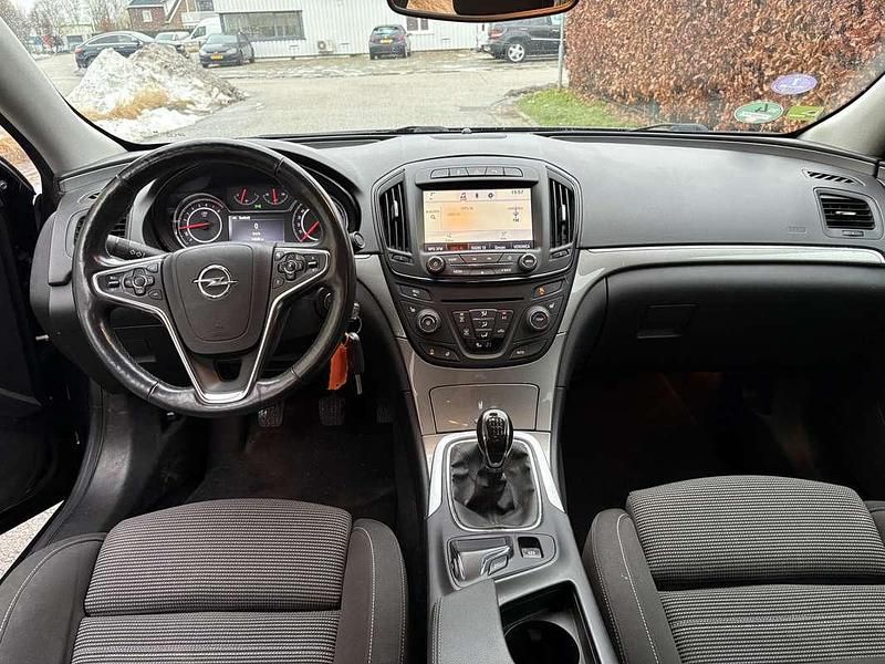 Occasion Opel Insignia Business 142 PK (104 kW) 2014 Zwart Hatchback