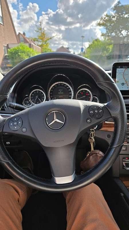 Grijs Gebruikt 2010 Mercedes E250 Elegance Coupé | € 14.945 (Eerlijke prijs) - Afbeelding 1/4