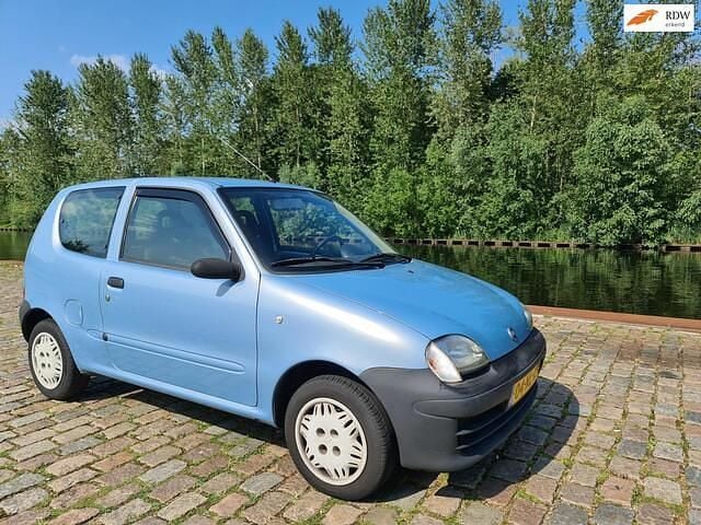 Blauw Gebruikt 2003 Fiat Seicento Hatchback | € 649 (Goede deal) - Afbeelding 1/4