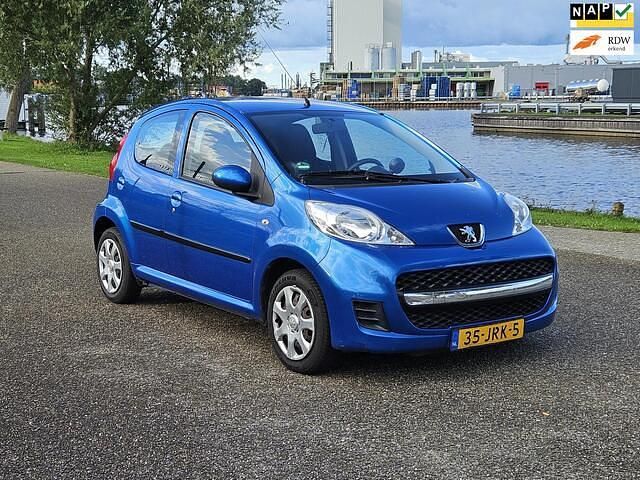 Blauw Gebruikt 2009 Peugeot 107 Hatchback | € 1.950 (Eerlijke prijs) - Afbeelding 1/4