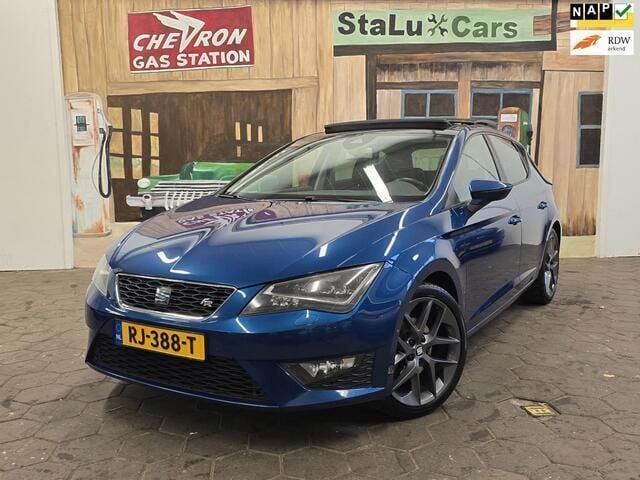Blauw Gebruikt 2014 Seat Leon Business Hatchback | € 8.950 (Eerlijke prijs) - Afbeelding 1/3