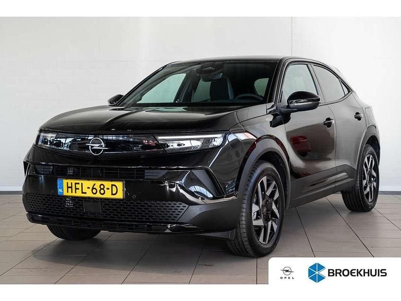 Zwart Gebruikt 2025 Opel Mokka Edition SUV | € 27.450 (Eerlijke prijs) - Afbeelding 1/4