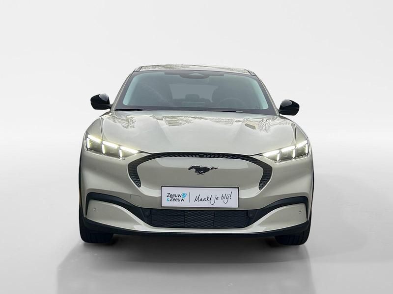 Nieuw Ford Mustang Mach-E 202 kW (276 PK) 2025 Terrain sand SUV