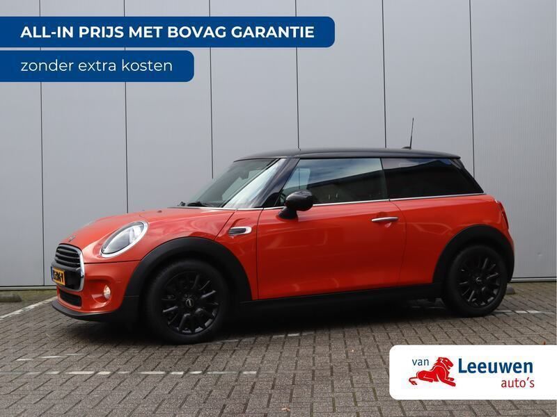 Oranje Gebruikt 2018 Mini Cooper Hatchback | € 13.795 (Goede deal) - Afbeelding 1/3