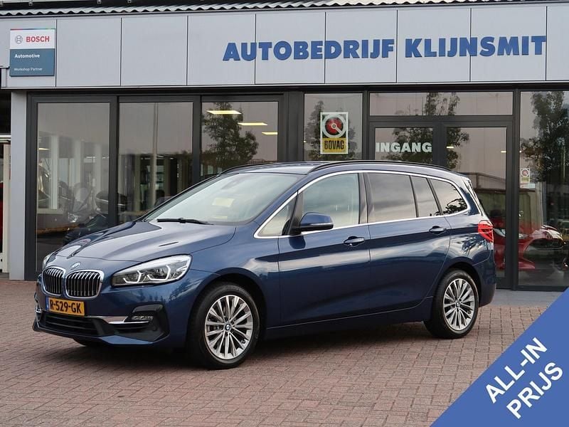 Blauw Gebruikt 2022 BMW 216 Stationwagen | € 21.950 (Eerlijke prijs) - Afbeelding 1/4