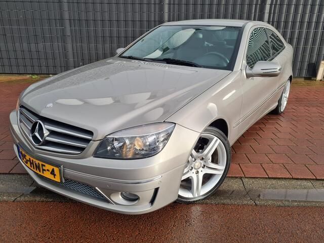 Grijs Gebruikt 2009 Mercedes CLC180 Prestige Hatchback | € 6.900 - Afbeelding 1/4