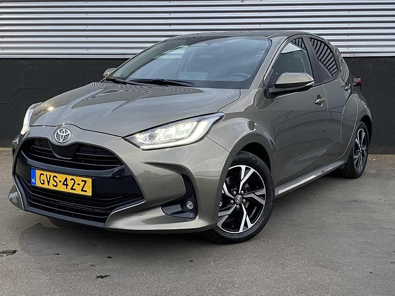 Occasion Toyota Yaris Hybrid Edition 116 PK (85 kW) 2024 Groen (metallic) Hatchback
