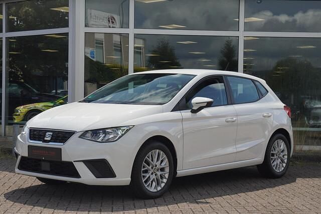 Wit Gebruikt 2018 Seat Ibiza Hatchback | € 9.750 (Eerlijke prijs) - Afbeelding 1/4