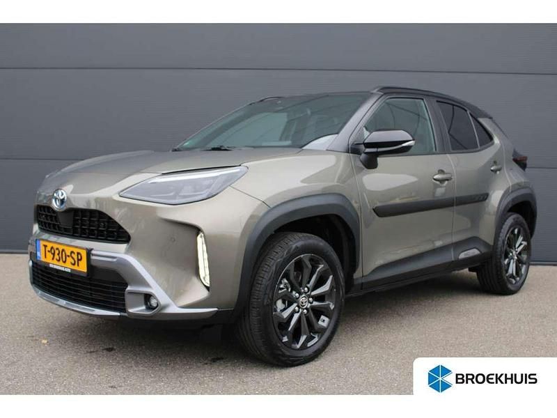 Groen Gebruikt 2023 Toyota Yaris Cross X-plore SUV | € 28.400 (Eerlijke prijs) - Afbeelding 1/4