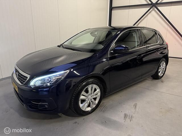 Occasion Peugeot 308 Premium 110 PK (80 kW) 2019 Blauw Hatchback