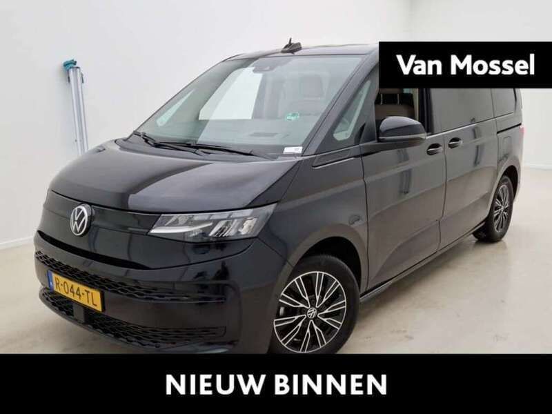 Zwart Gebruikt 2022 VW T7 Style Van | € 52.900 (Iets duurder) - Afbeelding 1/1