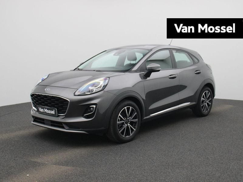 Grijs Gebruikt 2023 Ford Puma Titanium SUV | € 22.845 (Eerlijke prijs) - Afbeelding 1/4