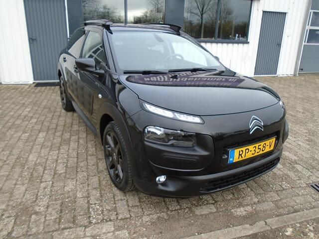 Suv Occasion 2018 Citroën C4 SUV | € 8.950 (Goede deal) - Afbeelding 1/4