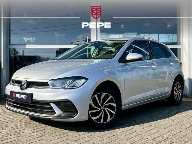 Grijs Gebruikt 2022 VW Polo Life Hatchback | € 18.940 (Eerlijke prijs) - Afbeelding 1/4
