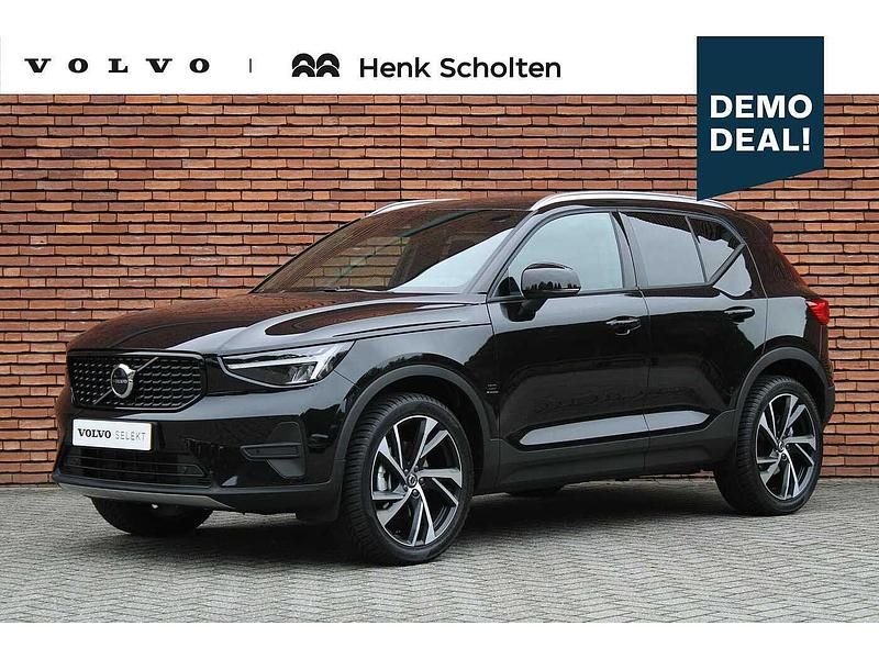 Nieuw 2026 Volvo XC40 Business Edition SUV | € 54.635 - Afbeelding 1/4