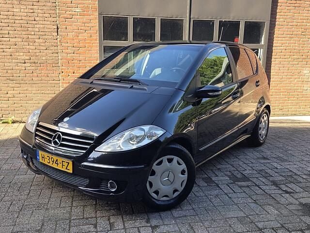 Zwart Gebruikt 2005 Mercedes A170 Avantgarde MPV | € 2.249 (Eerlijke prijs) - Afbeelding 1/4