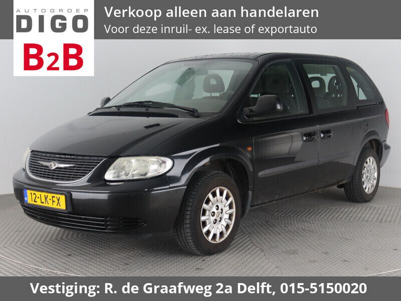Zwart Gebruikt 2003 Chrysler Voyager MPV | € 2.150 - Afbeelding 1/4