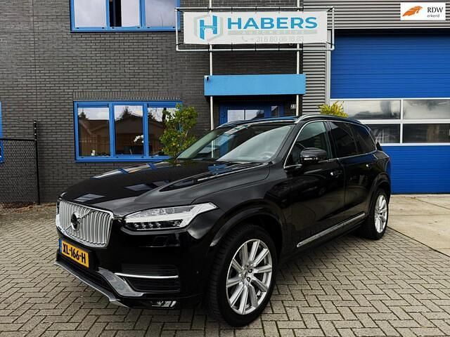 Zwart Occasion 2015 Volvo XC90 Inscription SUV | € 31.945 (Iets duurder) - Afbeelding 1/4