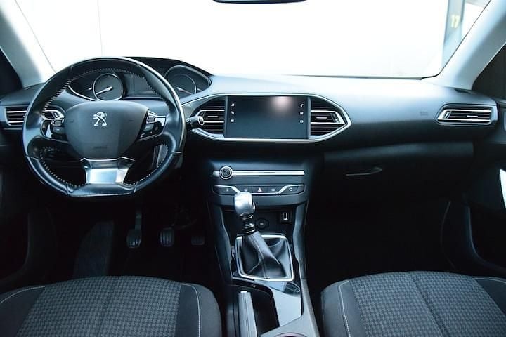 Occasion Peugeot 308 SW 111 PK (81 kW) 2019 Blauw Stationwagen