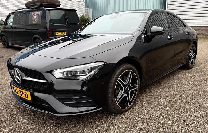 Occasion Mercedes CLA250e Premium Plus 161 PK (118 kW) 2021 Zwart Sedan