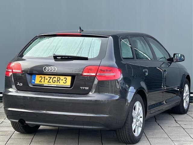 Occasion Audi A3 Sportback Attraction 105 PK (77 kW) 2012 Grijs Hatchback