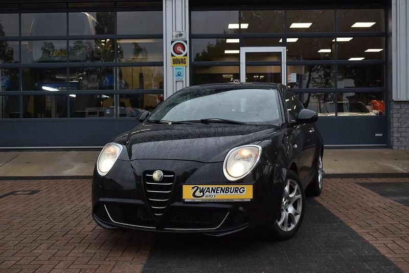 Zwart Gebruikt 2008 Alfa Romeo MiTo Progression Hatchback | € 2.950 (Eerlijke prijs) - Afbeelding 1/4