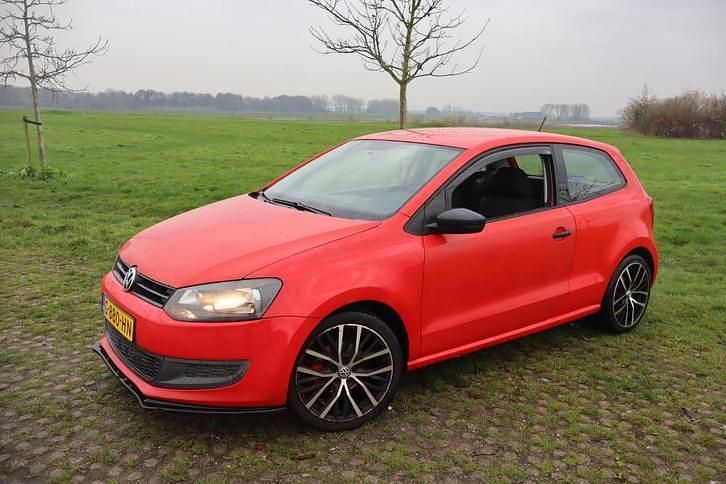 Gebruikt 2010 VW Polo | € 2.500 (Super prijs) - Afbeelding 1/4