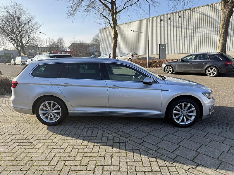 Occasion VW Passat Highline 218 PK (160 kW) 2015 Grijs Stationwagen