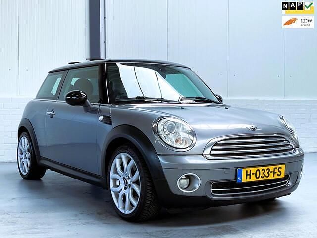 Grijs Gebruikt 2009 Mini Cooper Hatchback | € 4.950 (Eerlijke prijs) - Afbeelding 1/4