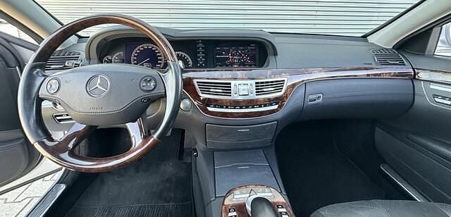 Zilver Gebruikt 2006 Mercedes S500 Sedan | € 9.999 (Super prijs) - Afbeelding 1/2