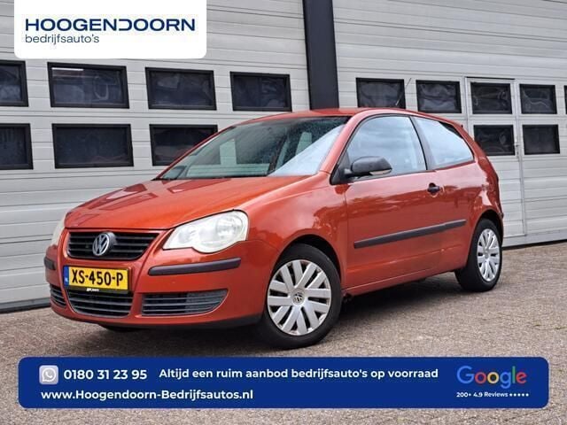 Oranje Gebruikt 2006 VW Polo Goal Hatchback | € 900 (Goede deal) - Afbeelding 1/4
