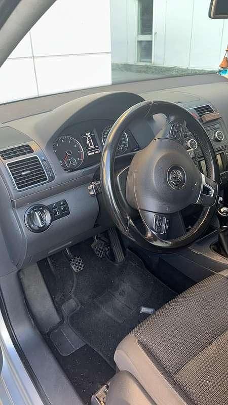 Zilver Gebruikt 2014 VW Touran Comfortline MPV | € 9.999 (Eerlijke prijs) - Afbeelding 1/4