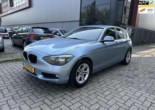 Blauw Occasion 2013 BMW 114 Comfort Edition Hatchback | € 4.950 (Goede deal) - Afbeelding 1/4