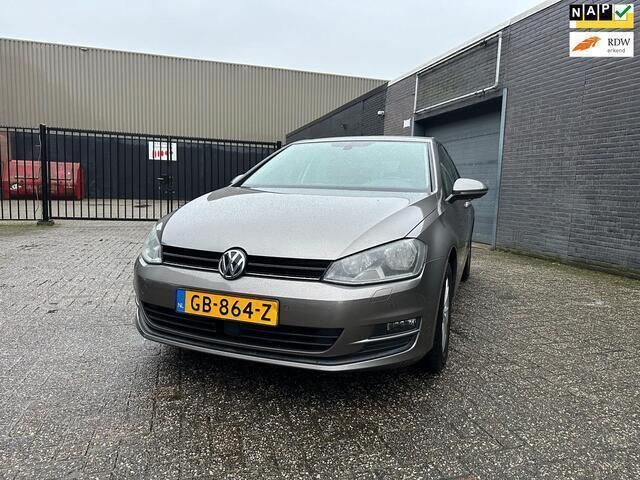 Grijs Gebruikt 2014 VW Golf VII Highline Hatchback | € 8.499 (Eerlijke prijs) - Afbeelding 1/4