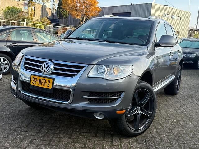 Grijs Gebruikt 2009 VW Touareg Highline SUV | € 5.350 (Eerlijke prijs) - Afbeelding 1/4