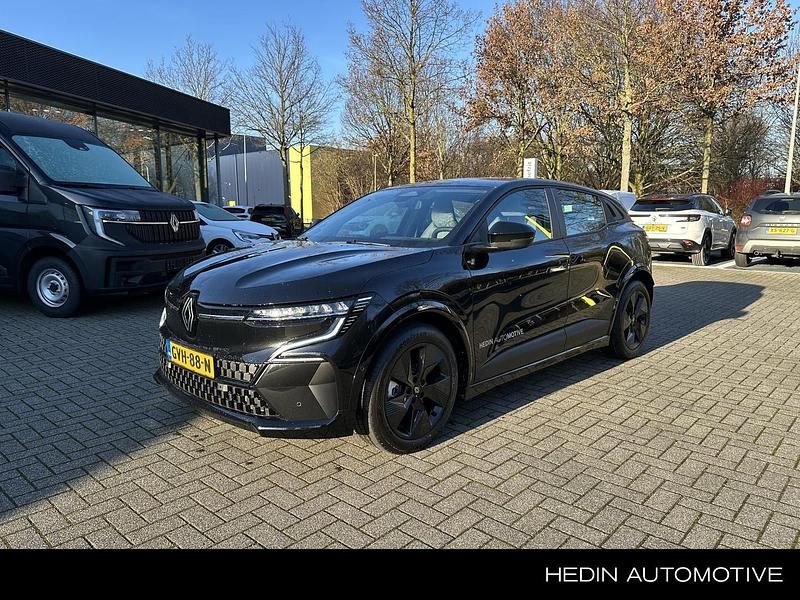Starry black Gebruikt 2024 Renault Megane E-Tech Evolution Hatchback | € 28.900 (Eerlijke prijs) - Afbeelding 1/4