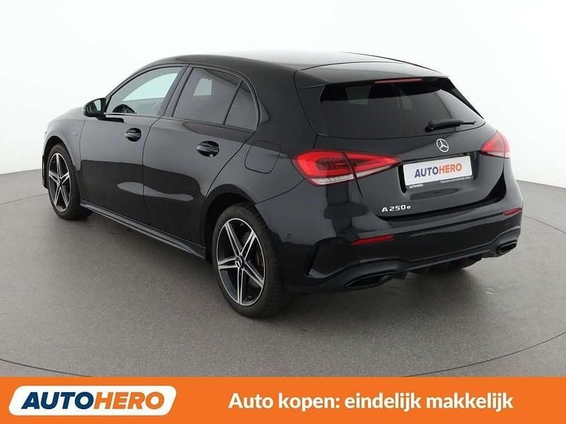 Occasion Mercedes A250 AMG line 218 PK (160 kW) 2020 Zwart Hatchback