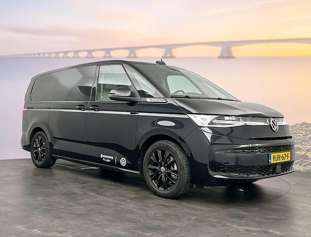 Occasion VW Multivan Edition 245 PK (180 kW) 2025 Zwart Van