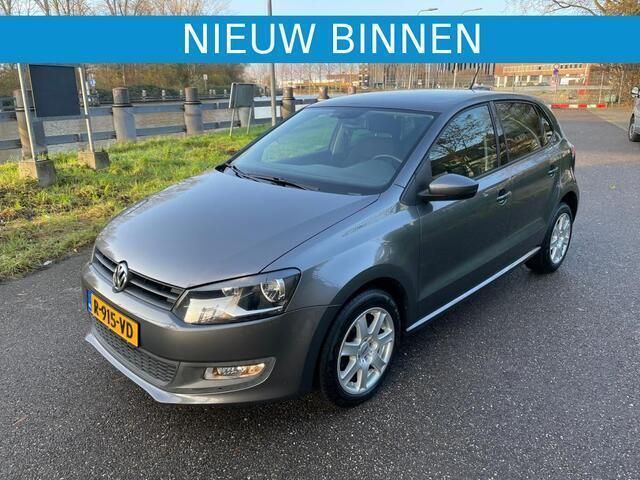 Grijs Gebruikt 2011 VW Polo Team Hatchback | € 6.999 (Iets duurder) - Afbeelding 1/4