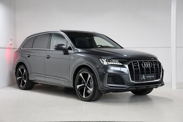 Grijs, metallic lak Gebruikt 2021 Audi Q7 S-Line SUV | € 56.890 (Super prijs) - Afbeelding 1/4
