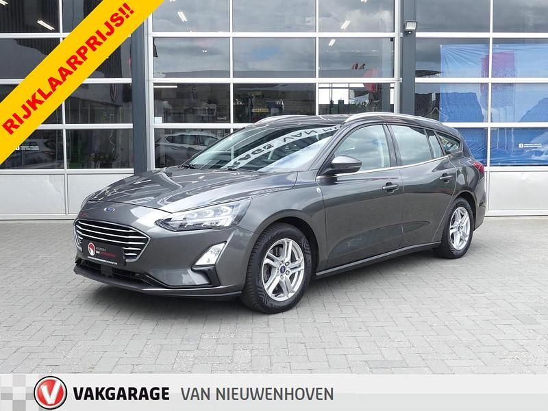 Grijs Gebruikt 2022 Ford Focus Stationwagen | € 17.999 (Eerlijke prijs) - Afbeelding 1/4