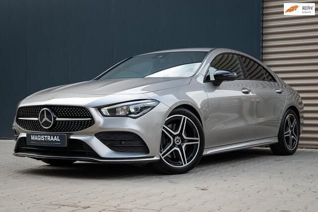 Grijs Gebruikt 2019 Mercedes CLA200 Business Sedan | € 25.950 (Super prijs) - Afbeelding 1/4