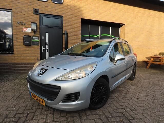 Grijs Gebruikt 2010 Peugeot 207 CC Cabriolet | € 599 (Eerlijke prijs) - Afbeelding 1/4